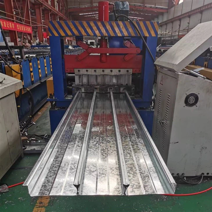 Easy construction of the decking sheet